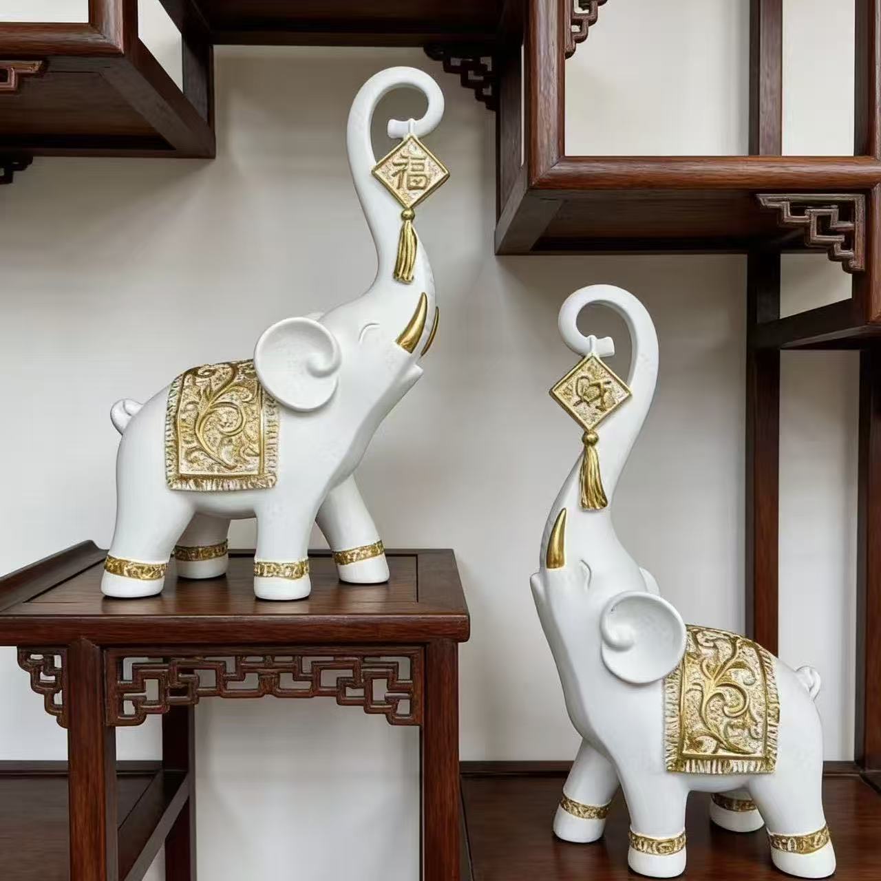 Resin Art Anniversary Gift - Coppia di Statuette Portafortuna in Stile