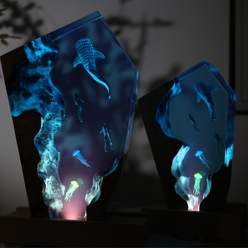 Ornamento Luminoso da Scrivani - Resin Art Anniversary Gift recensione e prezzo
