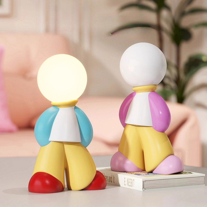 Statua di personaggio creativo - Resin Art Anniversary Gift recensione e prezzo
