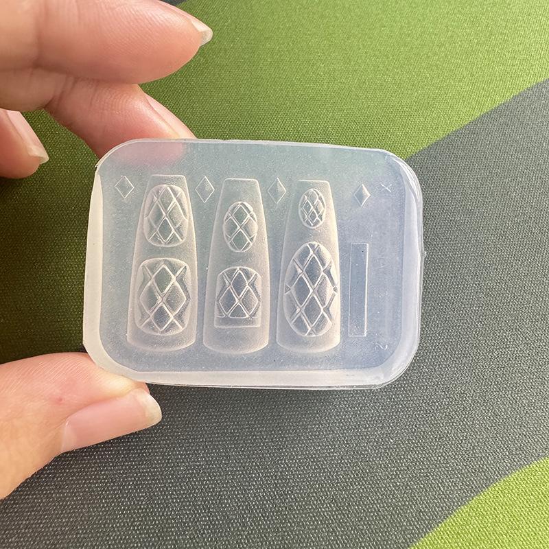 Nuovo Stampo per Unghie in Sil - Resin Art Template recensione e prezzo